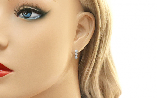 Boucles d'oreilles diamant taille brillant de la collection Minimaliste - IZBR753AN - sur le modèle